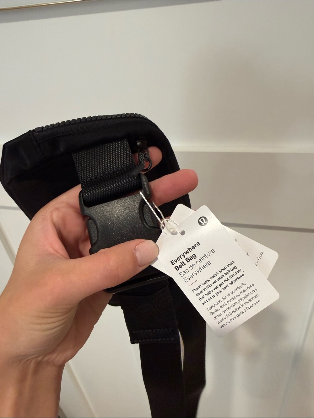 Lululemon Everywhere Belt Bag - Picture 2 of 4